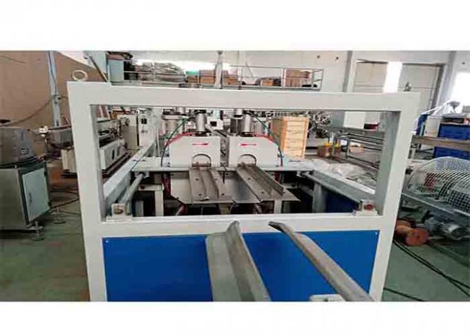 200kg/h-van de de Pijpmachine 37kw van pvc de Plastic van het de Buiswater Extruder van de het Afvoerkanaal Tweelingschroef 1