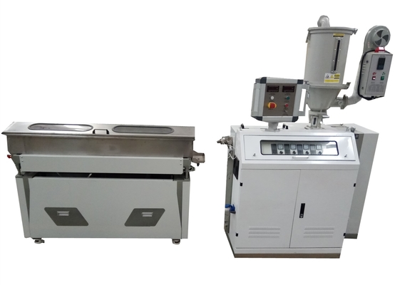 Good price Mult - Pe van de de Extrudermachine van de Kleurenbuis van de de Pijpslang van Pvc de Uitdrijvingslijn voor 015mm online