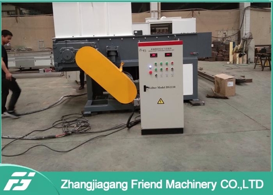 Goede prijs. Van de de Schroef Plastic Maalmachine van Ce het Enige de Ontvezelmachinemachine Plastiek van het Recyclingsafval online