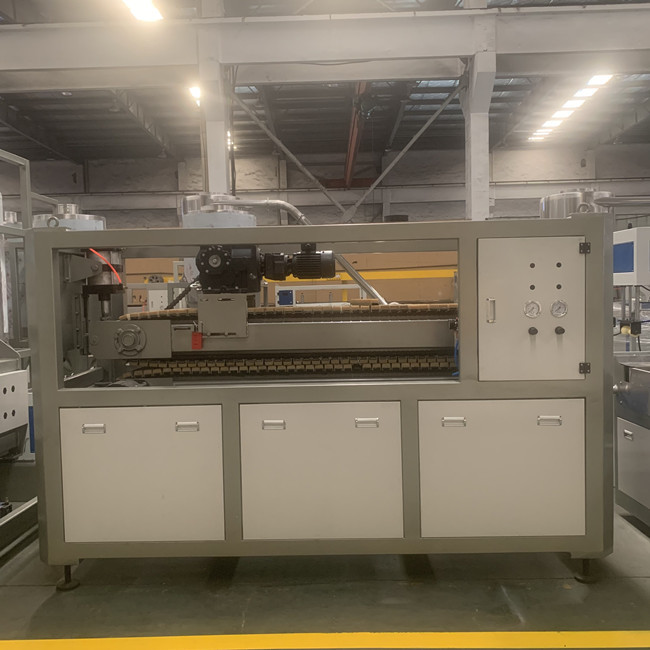 300kg/H het Plafondcomité van capaciteitspvc Uitdrijvingslijn 250mm Breedte 3