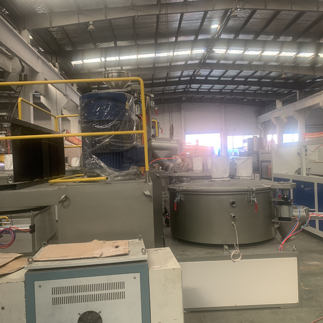 Compacte de Machineplc van de Structuur900kg/h Plastic Mixer Controle 1