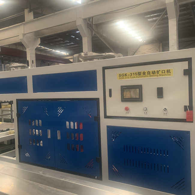 350mm PLC Controlepijp Vormen die de Druk van de Machine14mpa Olie flakkeren 1