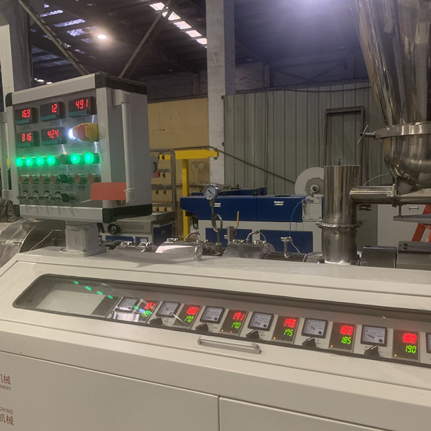 Heet Knipsel250kg/h pvc die Lijn Automatische Controle pelletiseren 1