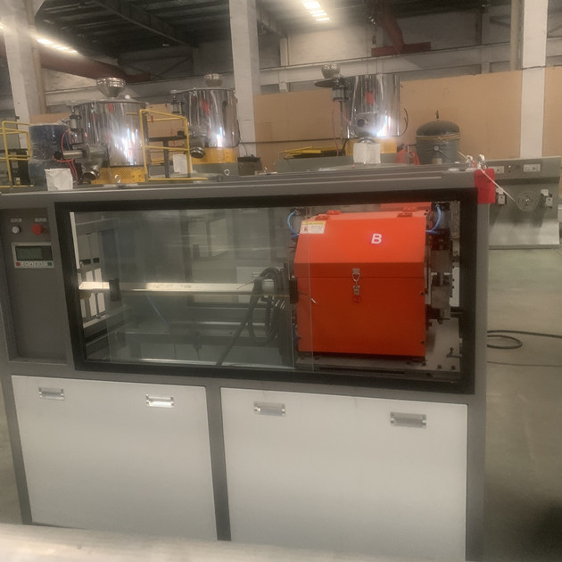 Volledig Automatische PE 100kg/H Plastic Pijpmachine met ABB-Omschakelaar 4