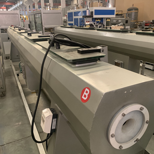 PLC 630mm PPR-de Productielijn van de Polyethyleenpijp het Vacuüm Vormen zich 3