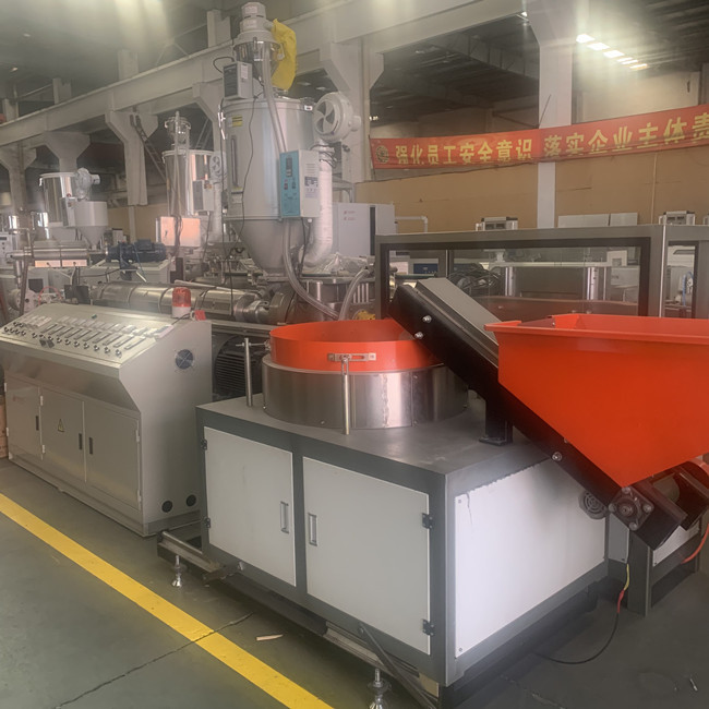 2000mm Druppelbevloeiingspijp 3 Laaghdpe Plastic Pijpmachine 0