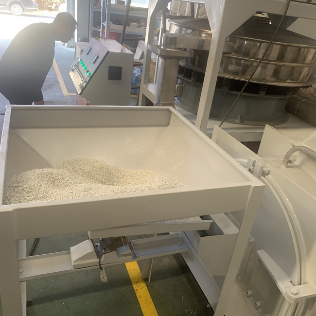 Pp-PE van pvc Industriële Pulverizer Machine300kg/h Hoge Productie 5