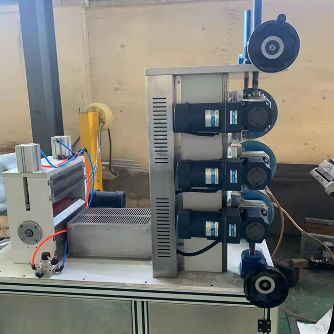 35mm Bestand Water van de de Uitdrijvingslijn van het Schroefwpc Laboratorium het Plastic 4